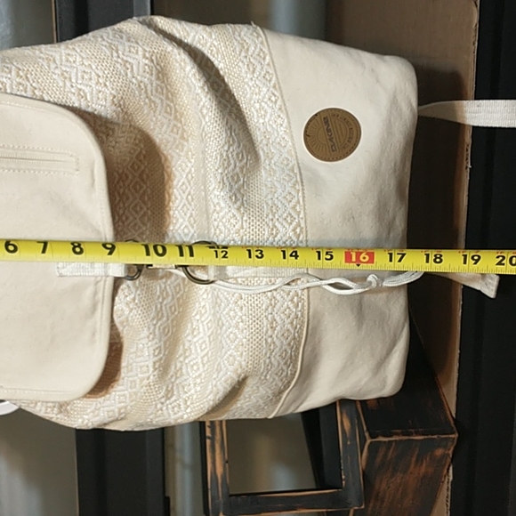 Dakine Backpack 🎒 - Picture 6 of 8